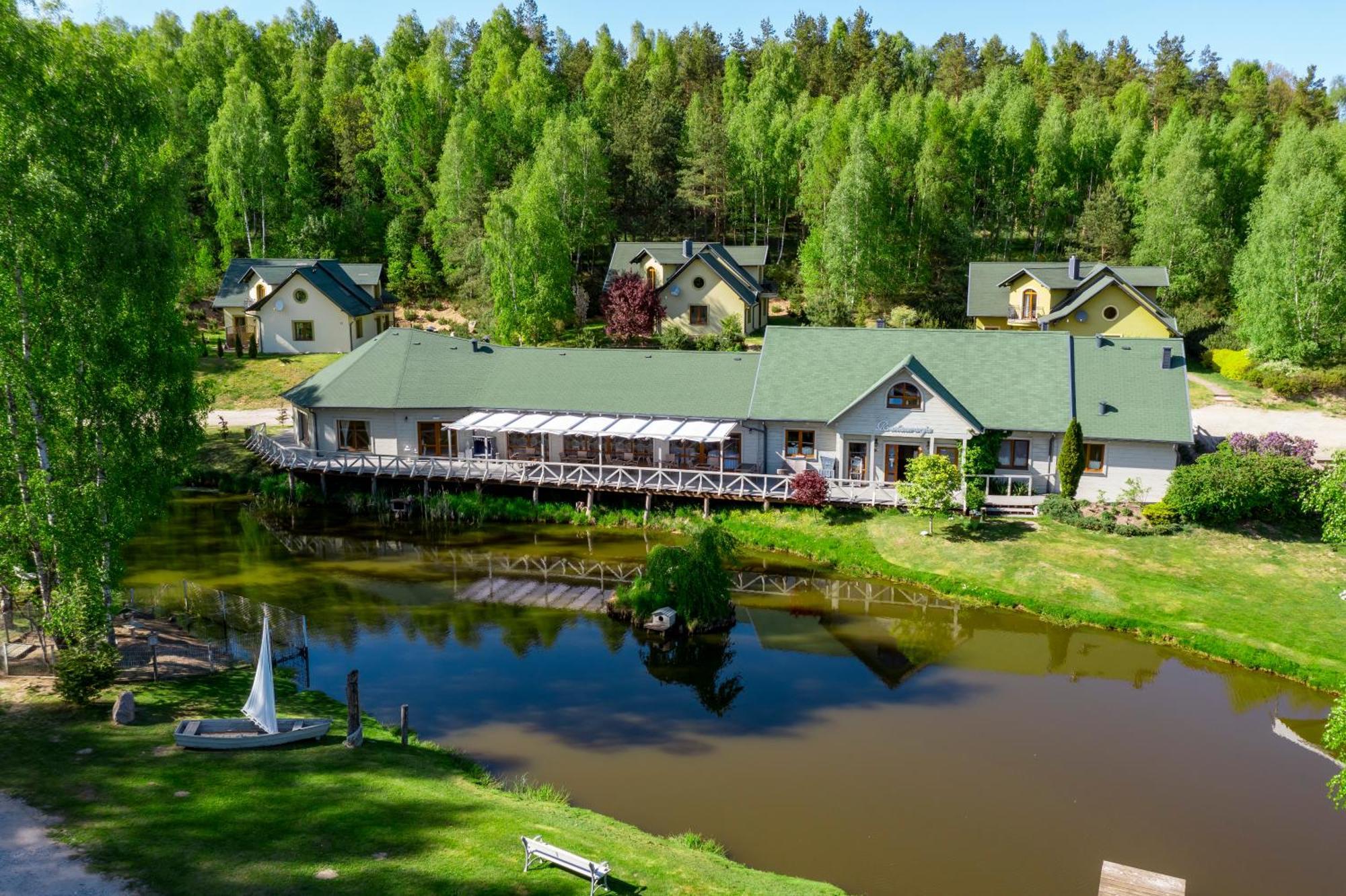 Villa Zielone Wzgorza Bytów Esterno foto
